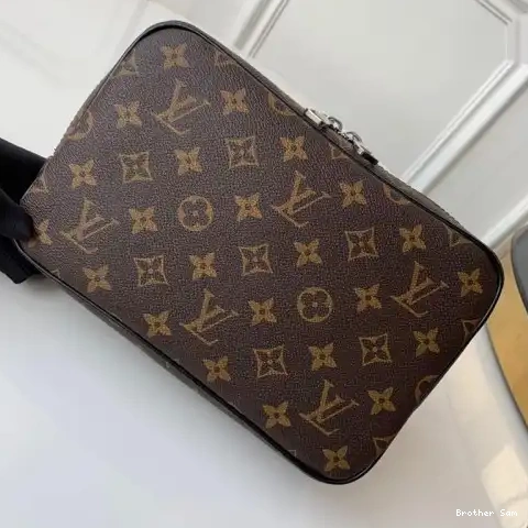 Bags 19B5790076 LV 0415